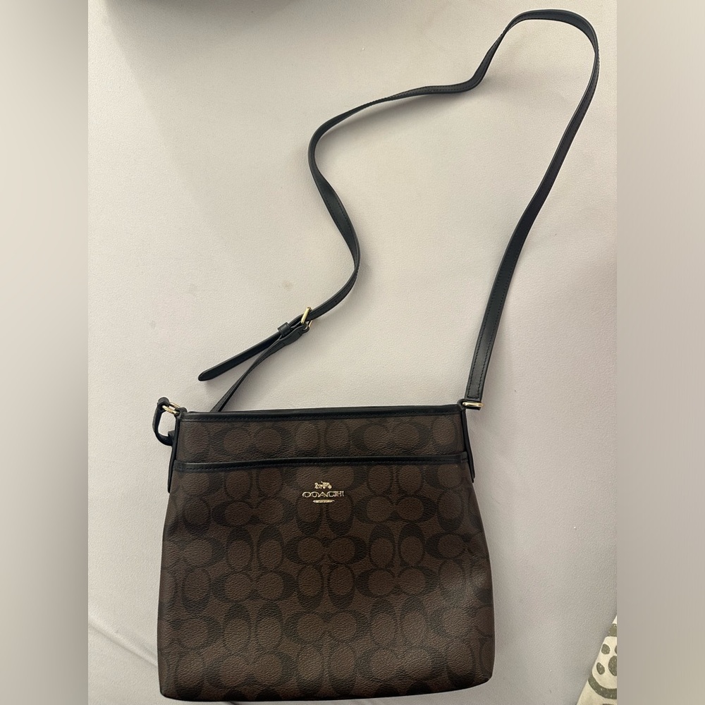 BRAND NEW Coach Sling Bag (brown black